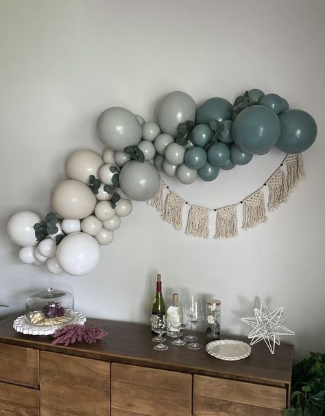 Small Balloon Garland On Wall, Short Balloon Garland, Party Decor No Balloons, Taylor Swift Balloon Garland, Small Balloon Garland, Mini Balloon Garland, Anniversary Dinner Party, Birthday Balloon Garland, Green Birthday Party