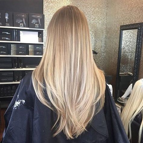 Morning hair goals! Blond Balayage, Blonde Hair Inspiration, Blonde Hair Shades, Blonde Hair Looks, Hair Shades, Brown Blonde Hair, Long Blonde, Long Blonde Hair, Long Hair Cuts