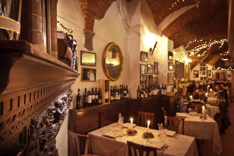 Dine + Drink | The Best Florence Restaurants Romantic Restaurant Aesthetic, Florence Restaurants, Florence Italy Travel, Wine Bars, Dinner Drinks, Bar Inspiration, Romantic Restaurant, Concept Board, Europe Trip