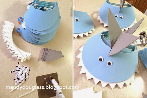 Shark Hat Craft, Baby Photoshoot Ideas Boy, Shark Hats, Birthday Parties Ideas, Diy Birthday Crafts, Baby Photoshoot Ideas, Shark Craft, Shark Hat, Shark Themed Birthday Party