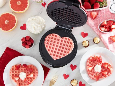 Heart Waffle Maker, Heart Shaped Waffle Maker, Belgian Waffle Maker, Pancake Maker, Batter Recipe, Homemade Waffles, Waffle Cookies, Big Breakfast, Belgian Waffles