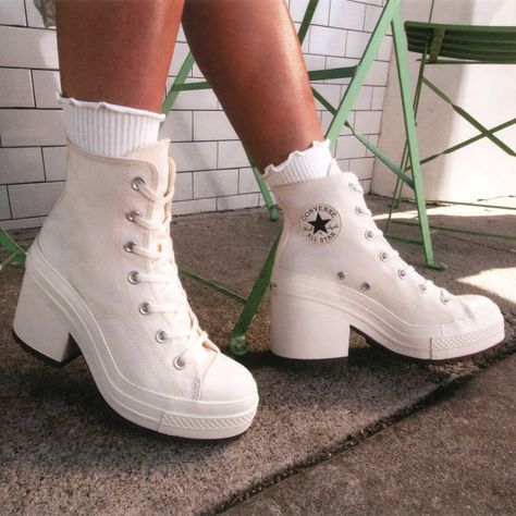 Converse High Heels, Chuck 70 De Luxe Heel, Converse Heels, Cute Converse Shoes, Cute Converse, Womens High Top Shoes, Dr Shoes, Preppy Shoes, Outfits With Converse