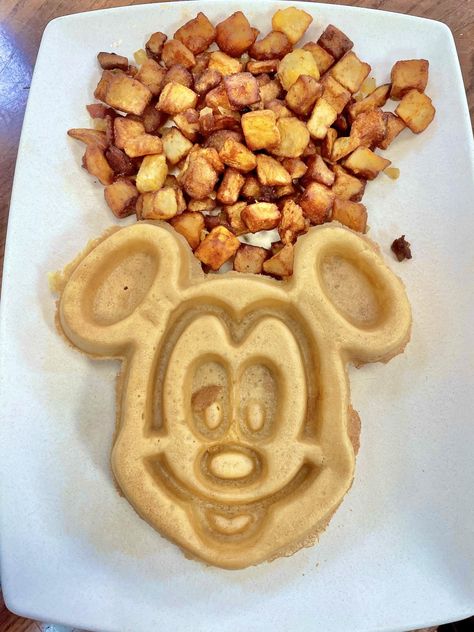 Did you even go to Walt Disney World if you didn’t enjoy a Mickey waffle? 🧇 Whether you’re enjoying a breakfast platter, Simba or Nemo waffles (depending where you are), chicken stuffed Mickey waffles, fruit and Nutella Mickey waffles… honestly there are so many options and if you are not drooling by this point - WHAT IS WRONG WITH YOU! 🤤 I am going to let you in on what I think is the best waffle on Disney property and spoiler alert… it’s not even a Mickey shape! 🤯 It’s the Sour Cream Waf... Polynesian Village Resort, Breakfast Platter, Roasted Apples, Smoked Bacon, Walt Disney World, Sour Cream, Nutella, Walt Disney, Disney World