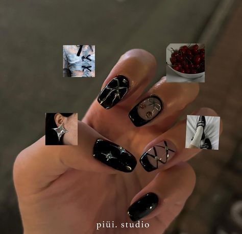 Gothic Short Nails, Black Short Nails Design, Short Gothic Nails, Black Short Nails, Short Nails Design, Gothic Shorts, Gothic Nails, Short Nail Designs, Dark Gothic