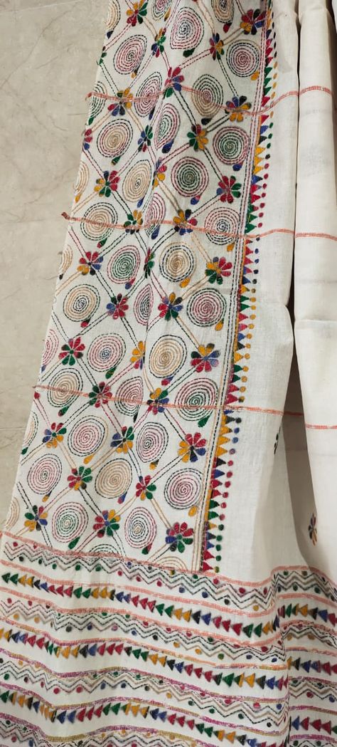 Pure Khadi Cotton Full Body Hand Kantha Stitch Saree Kantha Stitch Saree, Kantha Work Sarees, Kantha Cloth, Stitch Saree, Indian Embroidery Designs, Cotton Sarees Handloom, Indian Fabrics, Kantha Sarees, Desi Dress