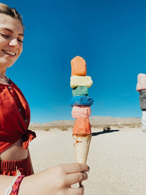 7 Magic Mountain - Las Vegas Nevada | The Salt Project Seven Magic Mountains Outfit, 7 Magic Mountains Photoshoot, Mountains Outfit, 7 Magic Mountains, Mountains Photoshoot, Los Angeles Photoshoot, Seven Magic Mountains, Wanna Recreate, Mountain Couple