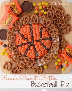 Reese's Basketball Dip by www.crazyforcrust.com | A sweet dip made with Reese's PB Cup and Reese's Pieces! #snackmadness March Madness Food, Reese's Recipes, 11 Birthday, Crazy For Crust, Lake Ideas, Basketball Party, Sweet Dips, Sports Food, Basketball Birthday