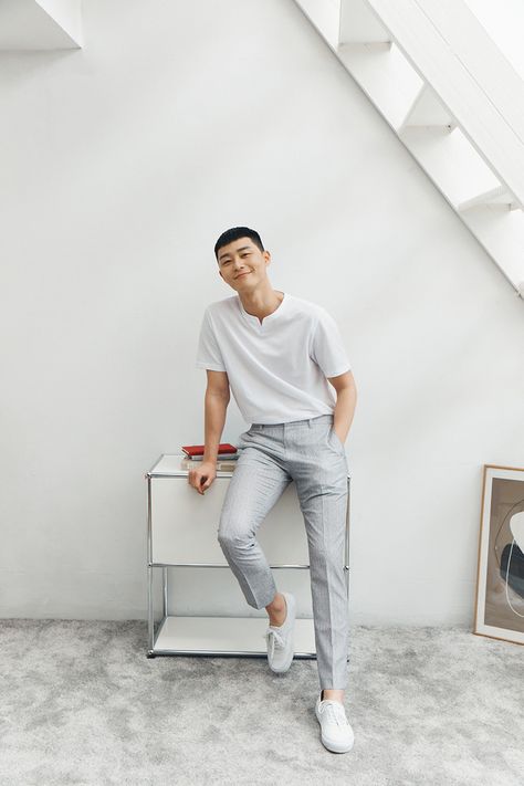 ZIOZIA 2020 S/S LOOK BOOK No Relationship, Kpop Fashion Men, Asian Men Fashion, Mens Business Casual Outfits, Minimalist Fashion Men, Park Seo Joon, Physical Intimacy, Men Stylish Dress, Seo Joon