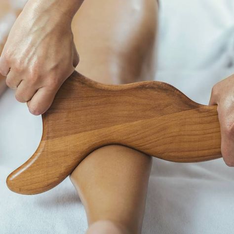 This Lymphatic Drainage Tool Slimmed and Smoothed My Limbs | Who What Wear Lymph Drainage Massage, Lymph Massage, Lymph Drainage, Brown Spots Removal, Wellness Trends, Lymph Nodes, Massage Techniques, Body Brushing, Massage Tools