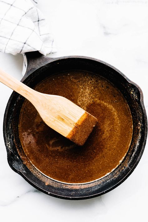 How to make a dark roux using cassava flour (paleo) #paleo #roux #sauce #cassava Gluten Free Roux Recipe, Gluten Free Roux, Roux Sauce, Roux Recipe, Paleo Flour, Dark Roux, Ketogenic Recipes Dinner, Keto Sauces, Pellet Grill Recipes