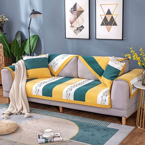 motifs tissage de perles soft tattoo aesthetic distinctive leather belts aquamarin kette Sofa Cover Ideas Living Rooms, Sofa Makeover Ideas, Soft Tattoo Aesthetic, Dogs Furniture, Sofa Cover Ideas, Sofa Covers Slipcovers, Funky Sofa, Dining Table Small Space, Diy Sofa Cover