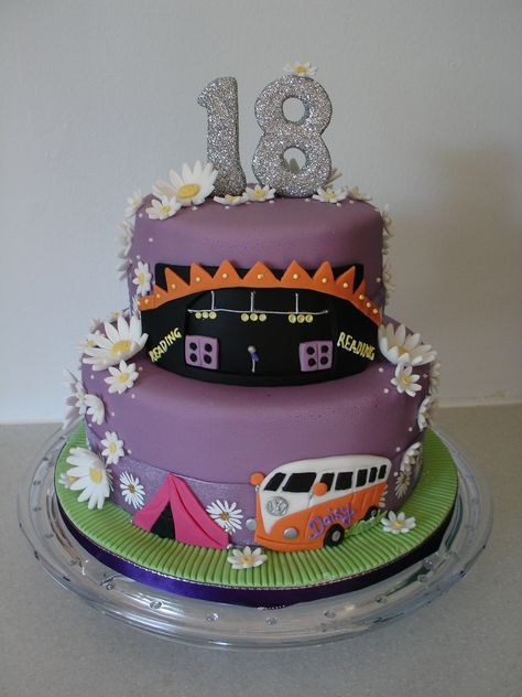 Music Festival 18th Birthday Fondant Cake - (May 2013) Made everything from Fondant/Gumpaste. The Birthday Girl loves music festivals and will be going to the Reading Festival in UK - hence the theme. Hope you enjoy!! xMCx Festival Themed Cake, Festival Cake Ideas, Festival Wedding Cake, Music Festival Food, Campervan Cake, Hippie Cake, 30th Cake, Festival Cake, 18th Party Ideas