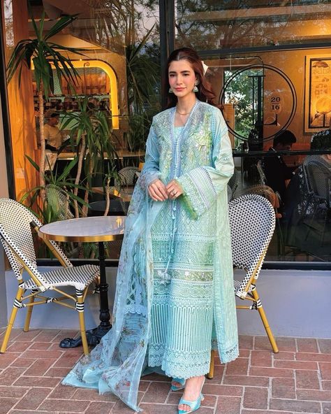 BEST SELLING LAWN COLLECTIONS ARE BACK IN STOCK😍 Available on Express Shipping 🤩🚚 Brand: Sobia Nazir Sobia Nazir, Boutique Dress Designs, Boutique Dress, Pakistani Dress Design, Back In Stock, Pakistani Dresses, Dress Designs, Boutique Dresses, Saudi Arabia