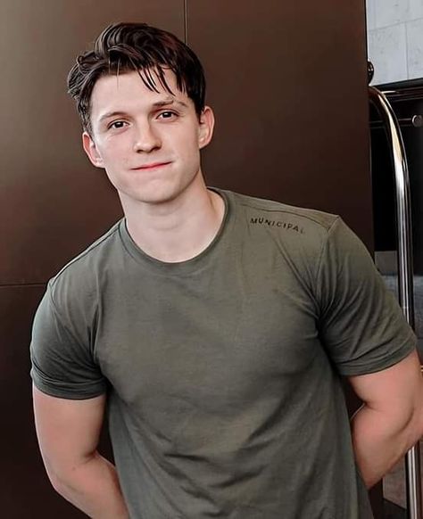 Tom Holland Hair, Fotos Hd 4k, Tom Holland Imagines, Tom Holland Zendaya, Marvel Men, Tom Holland Peter Parker, Tom Holland Spiderman, Tommy Boy, British Boys