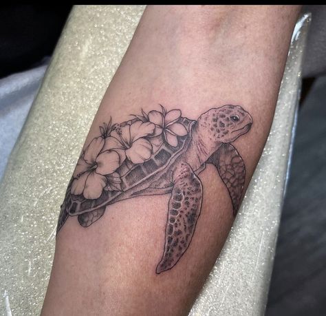 Sea Turtle And Butterfly Tattoo, Sea Turtle Flower Tattoo, Hibiscus Turtle Tattoo, Floral Sea Turtle Tattoo, Turtle Tattoo With Flower Shell, Hawaiian Turtle Tattoos Flowers, Turtle Tattoo With Hawaiian Flower, Turtle And Flower Tattoo Hawaii, Sea Turtle Tattoo