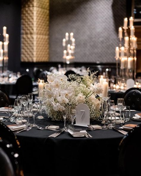 Luxury Table Decor, Ceiling Florals Wedding, Sweet Hearts Table Wedding, Black Tie Event Decor, Sydney Fireworks, Luxury Wedding Reception, Luxury Event Decor, Minimalist Wedding Reception, Vip Table