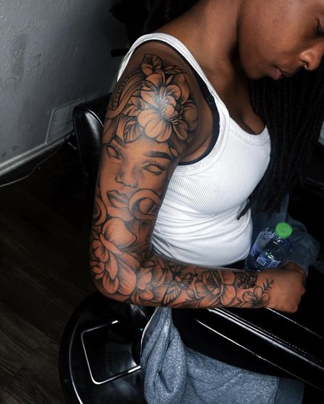 Half Sleeve Tattoos For Black Women Upper Arm, Quarter Sleeve Tattoos Black Women, Medusa Tattoo Black Women Arm, Half Quarter Sleeve Tattoos For Women, Female Arm Sleeve Tattoos Black Women, Black Women With Tattoos Sleeve, Arm Sleeve Tattoos Black Woman, Black Woman Tattoo Sleeve, Whole Sleeve Tattoos For Women Black