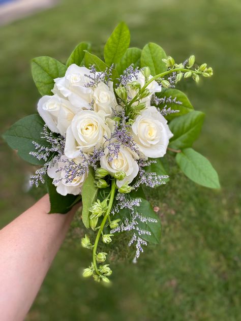 White Roses, green and purple accents Green And White Wedding Flowers, Purple And Green Wedding, Purple Wedding Ideas, Green Bouquet, Purple Bouquet, Spring Wedding Flowers, Minimalist Flowers, Wedding Flower Ideas, To Have And To Hold