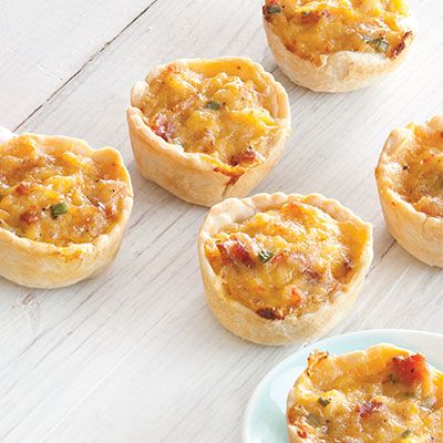 Mini Crawfish Pies from Louisiana Cookin' magazine Crawfish Appetizers New Orleans, Crawfish Appetizer Recipes, Crawfish And Grits, Mini Crawfish Pies, Cajun Wedding Food, Crawfish Appetizers, Crawfish Pies, Crawfish Dishes, Crawfish Pie