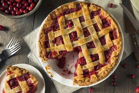 Cranberry Coleslaw, Apple Pear Pie, Cranberry Pie Recipes, 30seconds Food, Thanksgiving Pie Recipes, Skillet Bread, Pear Pie, Canned Cranberry Sauce, Cranberry Pie