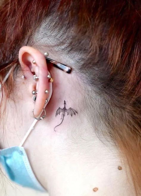 Elephant Behind Ear Tattoo, Small Dragon Tattoo Behind Ear, Ear Tattoo Dragon, Behind The Ear Dragon Tattoo, Aesthic Tattoo Ideas, Dragon Behind Ear Tattoo, Dragon Small Tattoo, Dragon Ear Tattoo, Small Dragon Tattoo For Women