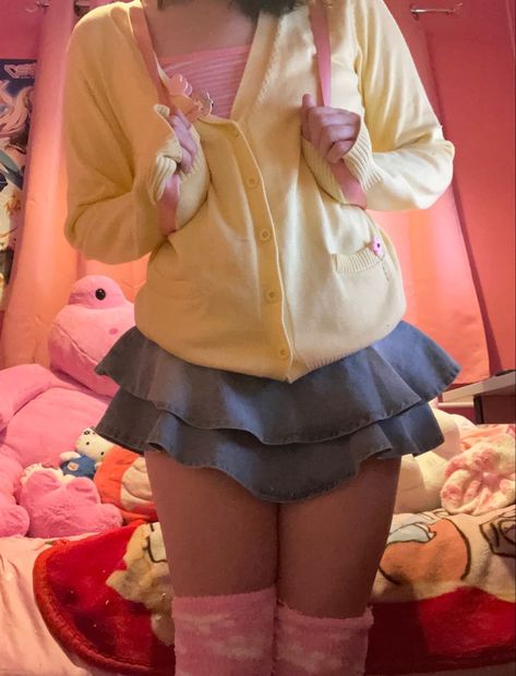 Kawaiicore Outfit Ideas, Yellow And Pink Outfit, Kawaii Fits, Cutesy Outfit, Kawaii Outfit Ideas, Mia 3, Future Outfit, Kawaii Fashion Outfits, J Fashion