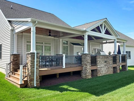 Heritage Porch / TimberTech Deck - Wilmington, DE | Sq Ft | Keystone Custom Decks Covered Back Deck Ideas, Deck Roof Ideas, Back Deck Ideas, Deck Roof, Custom Porch, Gazebo Plans, Patio Layout, Porch Addition, Roof Ideas