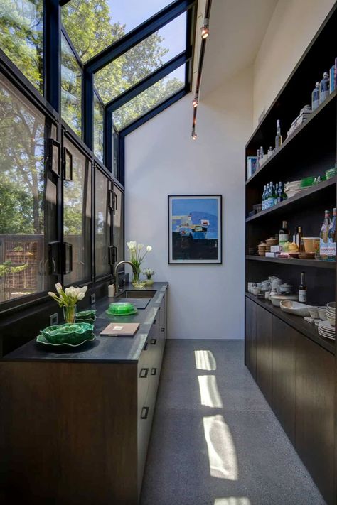 21 Incredibly Beautiful Solarium Ideas For Four-Season Enjoyment Solarium Ideas, Modern Pantry, Desain Pantry, Pantry Remodel, House Extension Design, Kitchen Extension, Pantry Design, House Extensions, Glass House