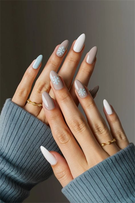 Embrace the winter season with these cozy nail designs that showcase simple nail ideas. Perfect for holiday gatherings or snowy days, consider a soft blue base adorned with delicate snowflake accents. This charming winter look not only adds a festive touch but also keeps your style effortlessly chic. Dive into this easy-to-achieve design and elevate your winter manicure game. Cute Simple Nail Ideas, Pink Christmas Nail, Simple Nail Ideas, Spring Manicure, Mint Green Nails, Christmas Nail Ideas, Cornrows Braids For Black Women, Chic Manicure, Winter Manicure