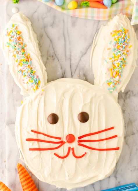 Easter Bunny Cake Easter Bunny Cake Recipe, Easter Snacks, Easter Sweets, Easter Bunny Cake, Cake Hacks, Easter Goodies, Bunny Cake, Easter Cupcakes, Easter Season