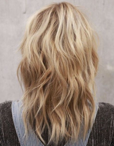 Midlegth Layers, Medium Length Layered Hairstyles, Medium Brunette Hair, Shaggy Layers, Medium Length Blonde Hair, Face Nails, Anh Co Tran, Shaggy Short Hair, Blonde Bob Hairstyles