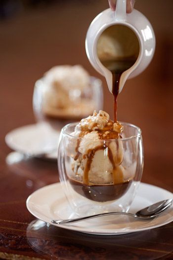 I Love Coffe, Affogato Coffee, The Saturday Evening Post, Coffee Varieties, Popular Drinks, Thanksgiving Food Desserts, Pumpkin Recipes Dessert, Evening Post, Saturday Evening Post