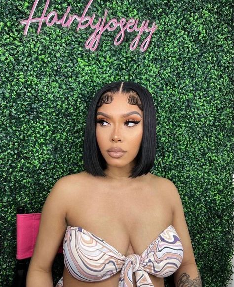 Bob Fashion, Middle Part Bob, Wigs Bob, Bob Cut Wigs, Frontal Wig Hairstyles, Quick Weave Hairstyles, Frontal Hairstyles, Glam Hair, Dope Hairstyles