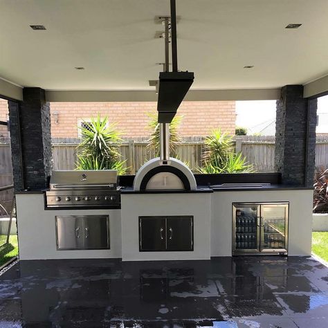 Outdoor Patio Design Ideas, Pizza Oven Outdoor Kitchen, Patio Design Ideas, Outdoor Bbq Area, Outdoor Barbeque, Outdoor Kitchen Decor, Outdoor Kitchen Plans, Outdoor Bbq Kitchen, Outdoor Living Design