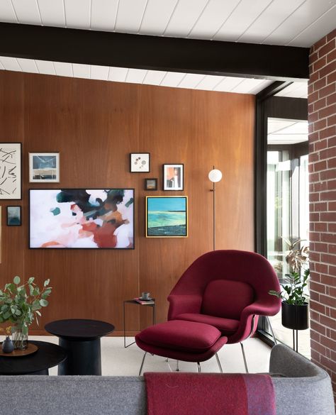 In the fall of 2019, a young couple purchased a home with dreams of restoring its original Eichler charm while infusing it with modern sensibilities.

For the task, the owners enlisted the expertise of Blaine Architects + Marshall Interiors. The task was to revamp the main living spaces – the kitchen, living room, dining room, and family room – and to rekindle the home’s Eichler roots. Click to take a tour. Eichler Homes Interior, Mid Century Cabinets, Mid Century Interior, Eichler Homes, Mid Century Home, Century Home, Pivot Doors, Roof Structure, Modern Houses Interior