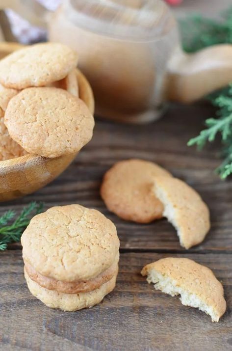 Pepper Cookies Recipe, Pepper Cookies, Scandinavian Desserts, Easy Pastry Recipes, Iceland Food, Cookies Pastry, Biscuits Easy, Scandinavian Food, Cake Bakery