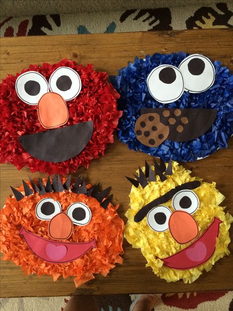 Tissue paper Sesame Street characters Sesame Street Classroom, Sesame Street Crafts, Colors Craft, Kindergarten Free Printables, Kids Characters, Kindergarten Art Projects, Art Activities For Toddlers, Letter Crafts, Preschool Alphabet