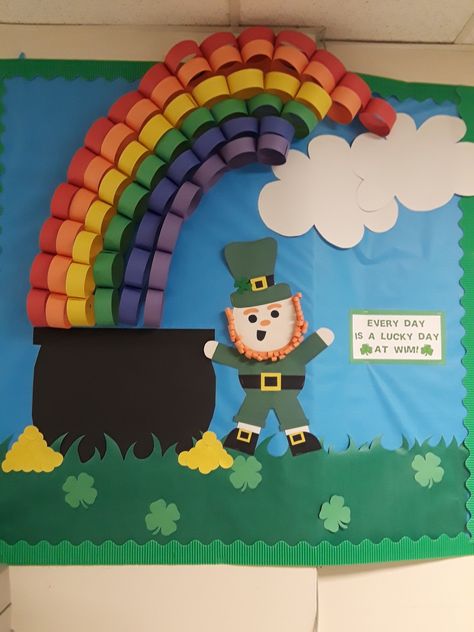 Rainbow Paper Chain Craft, Leprechaun Rainbow, St Patrick's Day Bulletin Board, St Patrick's Day Door Decorations School, St Patricks Day Bulliten Board, March Bulletin Board Ideas For Work, At Patrick’s Day Bulletin Board, Saint Patrick’s Day Bulletin Board, St Patricks Day Door Decorations Daycare