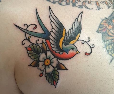 Sparrow Chest Tattoo Female, American Traditional Swallow Tattoo, American Traditional Hummingbird, American Traditional Hummingbird Tattoo, Bird Flower Tattoo, Sailor Jerry Swallow, Traditional Bird Tattoo, Traditional Swallow Tattoo, Traditional Tattoo Animals