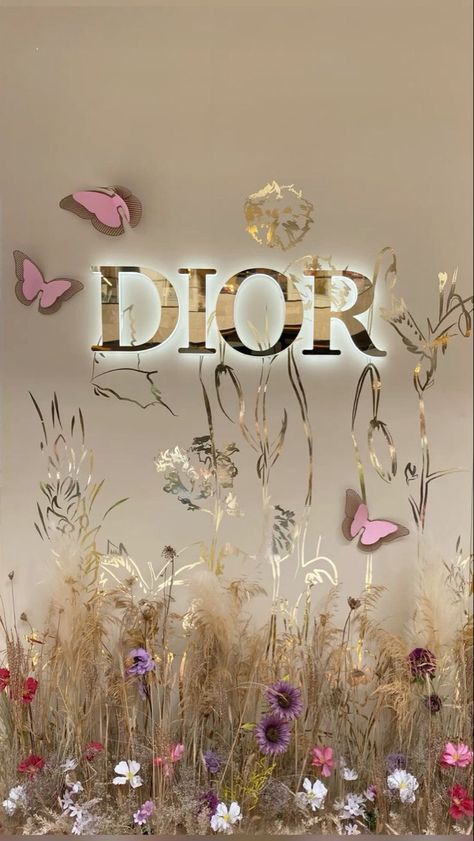 Miss Dior Flowers, Dior Screensaver, Dior Flowers Wallpaper, Flower Pop Up Store, Dior Store Design, Dior Pop Up, Dior Iphone Wallpaper, Miss Dior Wallpaper, Dior Background