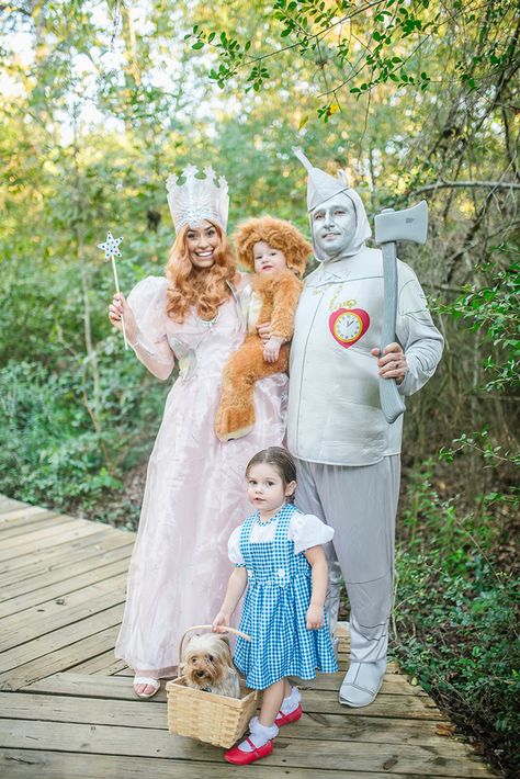 Wizard Of Oz Family Costume Ideas, Wizard Of Oz Costume Ideas Family, Wizard Of Oz Family Costume, Family Costume Ideas For 3, Family Halloween Costumes For 4, Wizard Of Oz Costume Ideas, The Wizard Of Oz, Family Themed Halloween Costumes, Themed Halloween Costumes