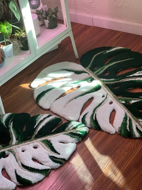 Leaf Rug, Monstera Albo, Funky Rugs, Cute Bedroom Decor, Aesthetic Rooms, Dream Room Inspiration, Room Makeover Inspiration, Cute Room Decor, Room Inspiration Bedroom