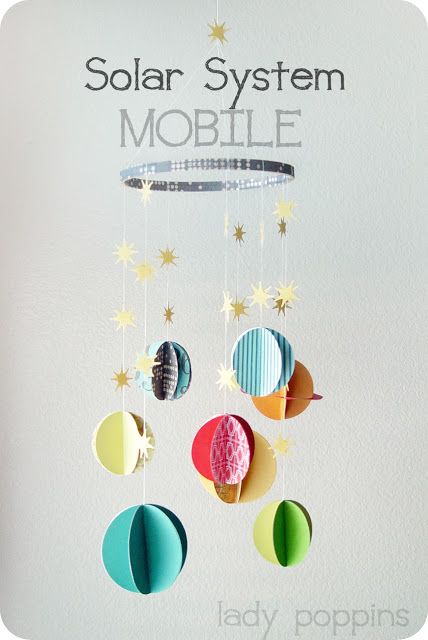 Lady Poppins: DIY Solar System Mobile Diy Space Mobile, Planet Mobile, Solar System Mobile, Diy Solar System, Galaxy Party, Solar System Model, Solar System Projects, Boy Mobile, Baby Boy Mobile