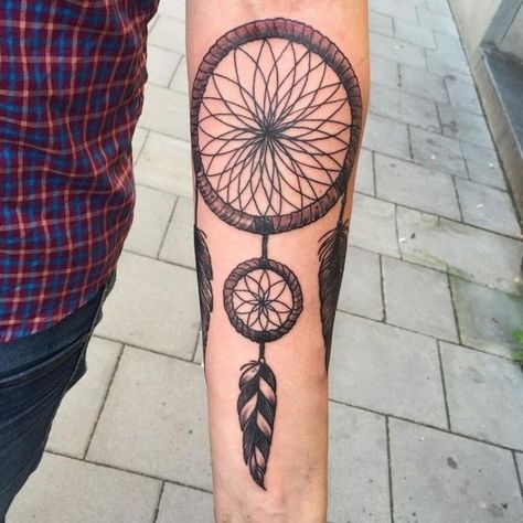 72 Unique Dreamcatcher Tattoos with Images - Piercings Models Porta Filter Tattoo, Filter Tattoo, Mysterious Photos, Dreamcatcher Tattoo Meaning, Unique Dreamcatcher, Dreamcatcher Tattoos, Tattoo Journal, Dream Catcher Tattoo Design, Dream Catcher Tattoo