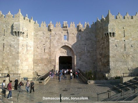 Damascus Gate in Jerusalem Damascus Gate, Flag Drawing, Al Quds, Bible History, Scenic Photos, Holy Land, Old City, Damascus, Luxury Travel