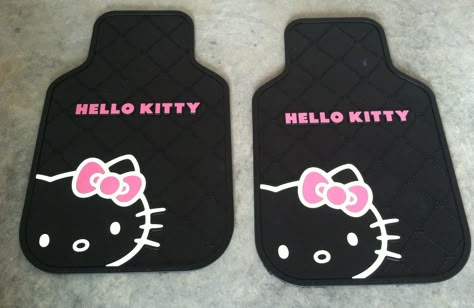 Hello Kitty Car Mats, Hello Kitty Car Decor, Jetta Car, Hello Kitty Car Accessories, Pink Girl Room Decor, Smart Roadster, Pink Car Accessories, Car Decor Ideas, Car Vibes