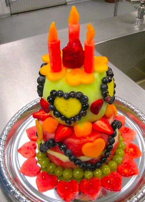 Beautiful cake from Provo School District, Utah. Cake Made From Fruit Only, Cakes Made Out Of Fruit, Cake Made Out Of Fruit, Cake Made Of Fruit, Gluten Free Birthday Cake, Mini Watermelon, Fruit Birthday Cake, Fruit Cake Design, Fresh Fruit Cake