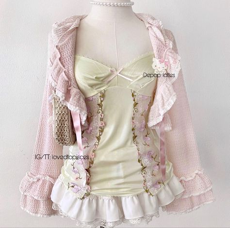 Shojo Girl Outfit Aesthetic, Shoujo Girl Fashion, Shojo Fashion, Shojo Girl Outfit, Shoujo Girl Outfit, Hyperfeminine Outfit, Shojo Girl, Cute Kawaii Clothes, Himekaji Outfits