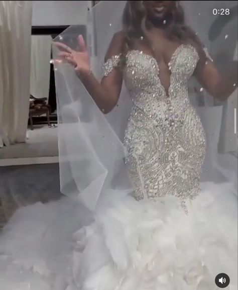 Rhinestone Mermaid Wedding Dress, Ivory Wedding Dress Black Women, Bride Dresses Black Women, Mermaid Wedding Dress Black Women, Wedding Dresses For Black Women Brides, Wedding Dress Ideas Black Women, Cream Wedding Dress Black Women, Pink Wedding Dress Black Women, Wedding Dresses 2022 Black Women