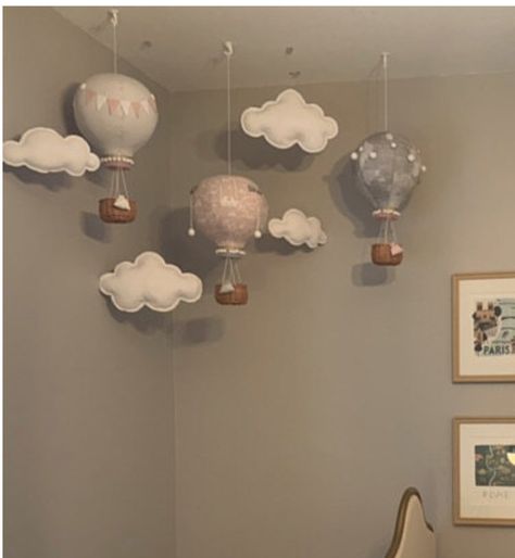 Cloud Ceiling Decor, Diy Baby Nursery Ideas, Nursery Diy Decor, Newborn Room Ideas, Nursery Guest Room, Hot Air Balloon Nursery, Baby Room Themes, Baby Room Lighting, Baby Boy Room Decor